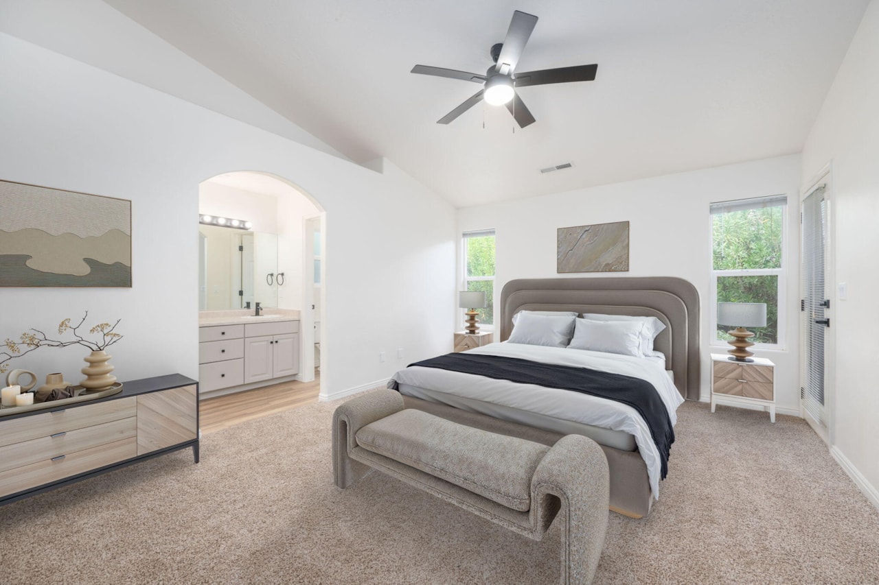 305 E 650 Ivins, UT 84738 home for sale, MLS#25-263779 - Erika Rogers Photo 8