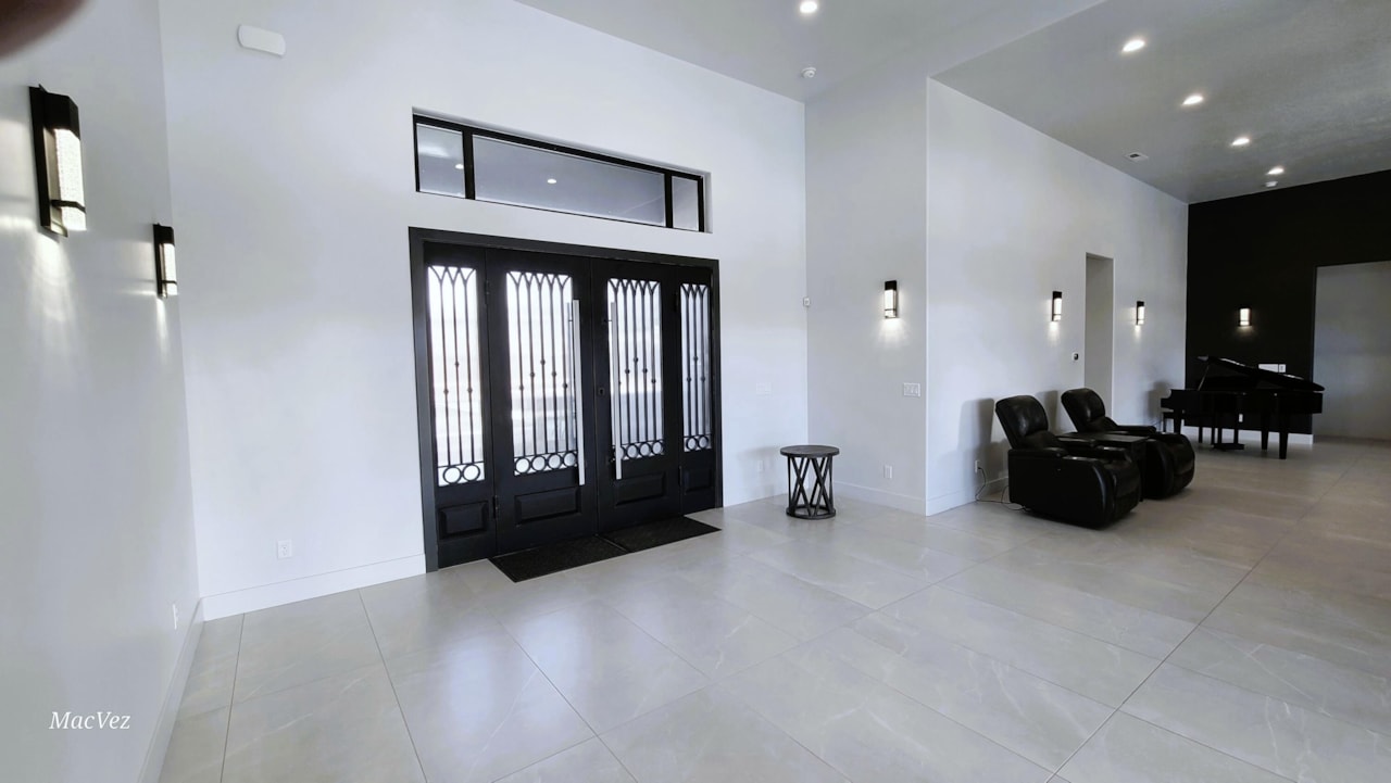 5165 W 1930  S Hurricane, UT 84737 home for sale, MLS#25-267321 - Erika Rogers Photo 13