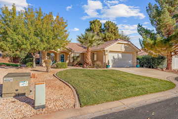 375 E 615  S Ivins, UT 84738 home for sale, MLS#25-267705 - Erika Rogers Photo 2