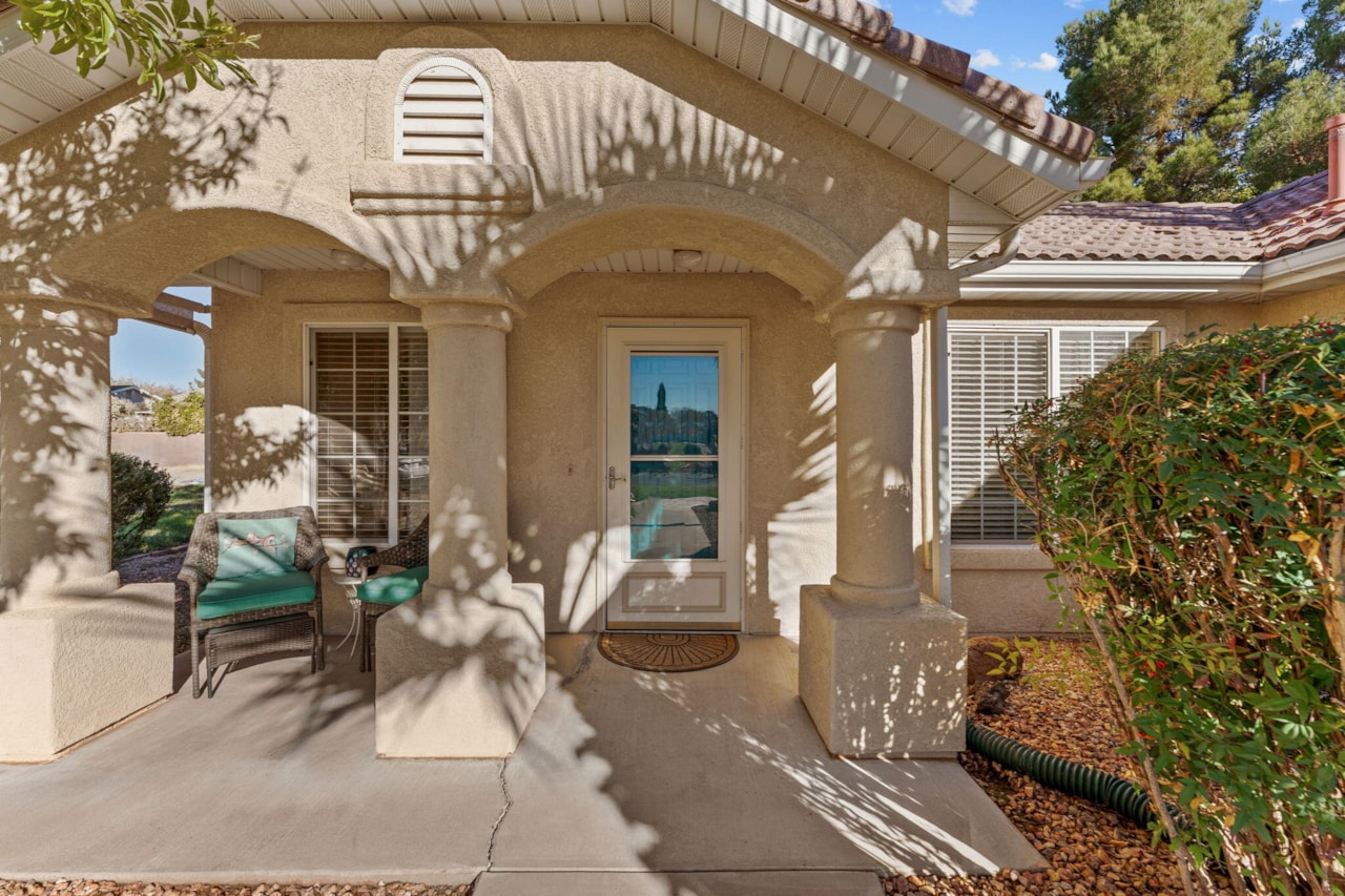 375 E 615  S Ivins, UT 84738 home for sale, MLS#25-267705 - Erika Rogers Photo 5