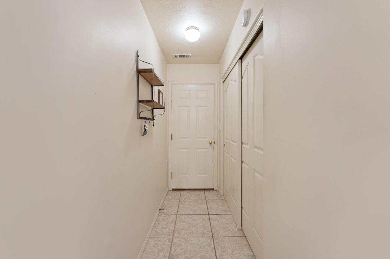 375 E 615  S Ivins, UT 84738 home for sale, MLS#25-267705 - Erika Rogers Photo 15