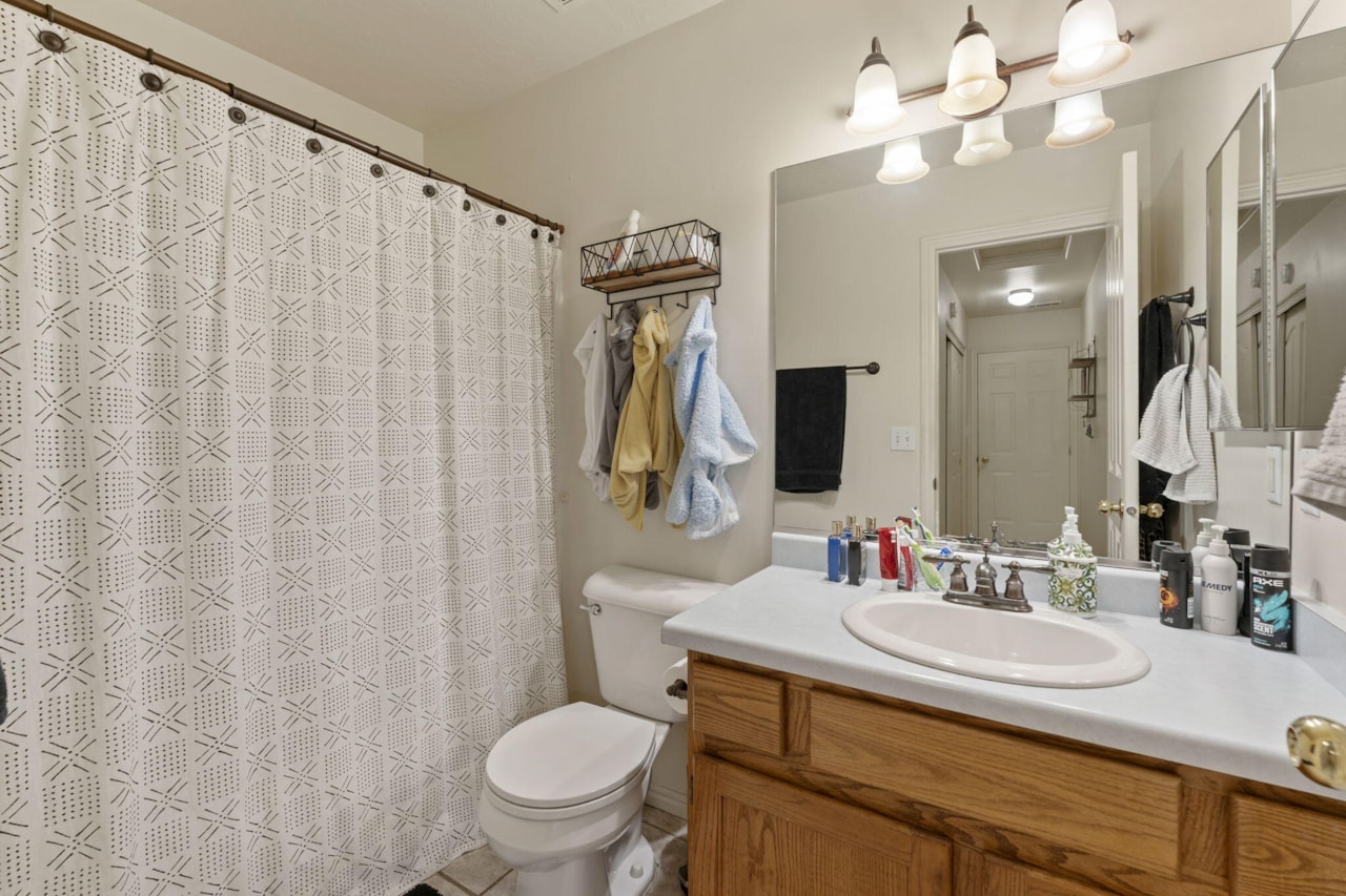 375 E 615  S Ivins, UT 84738 home for sale, MLS#25-267705 - Erika Rogers Photo 23