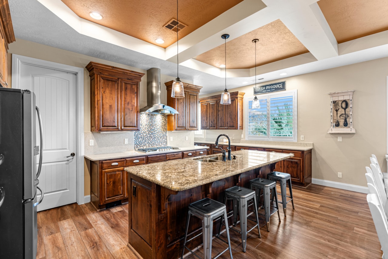 1839 E Boulder Springs CIR St George, UT 84790 home for sale, MLS#25-267724 - Erika Rogers Photo 10