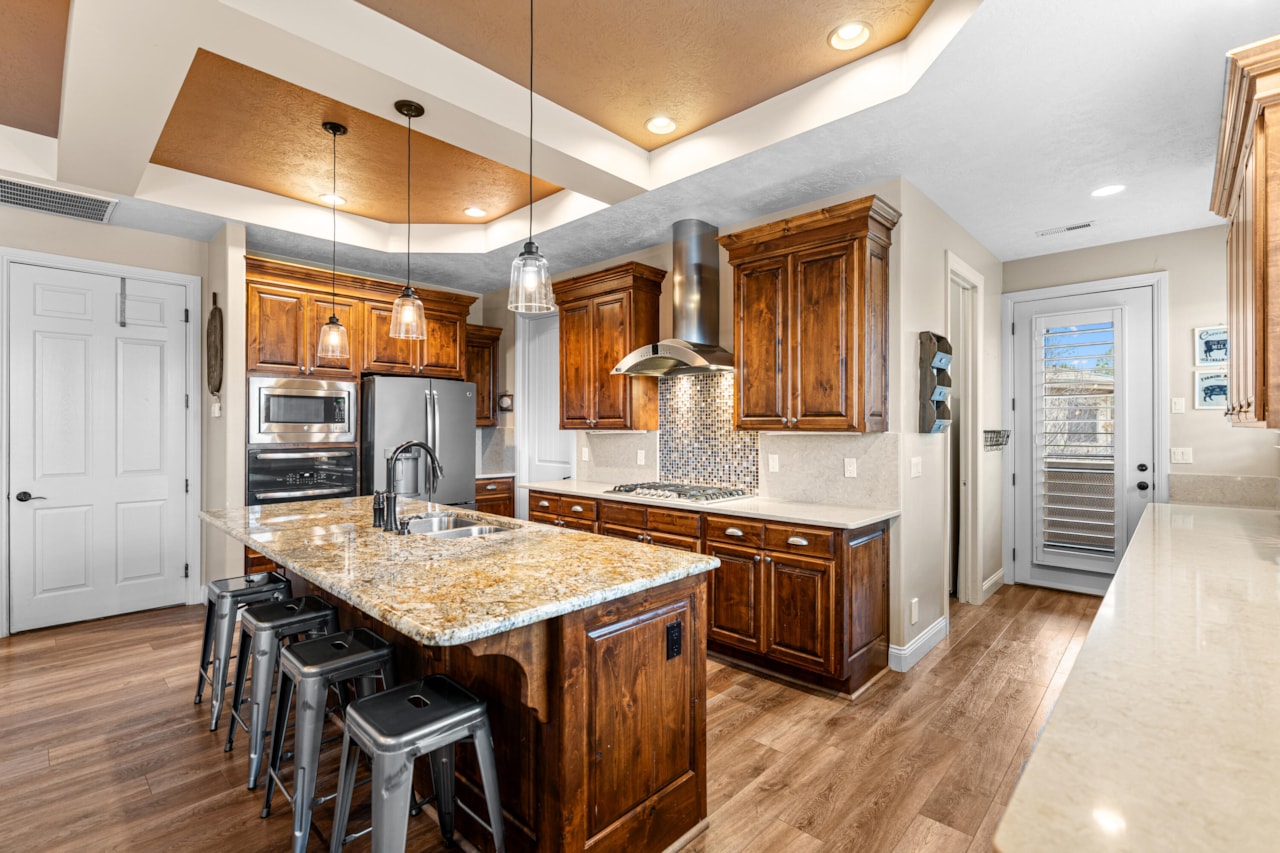 1839 E Boulder Springs CIR St George, UT 84790 home for sale, MLS#25-267724 - Erika Rogers Photo 12