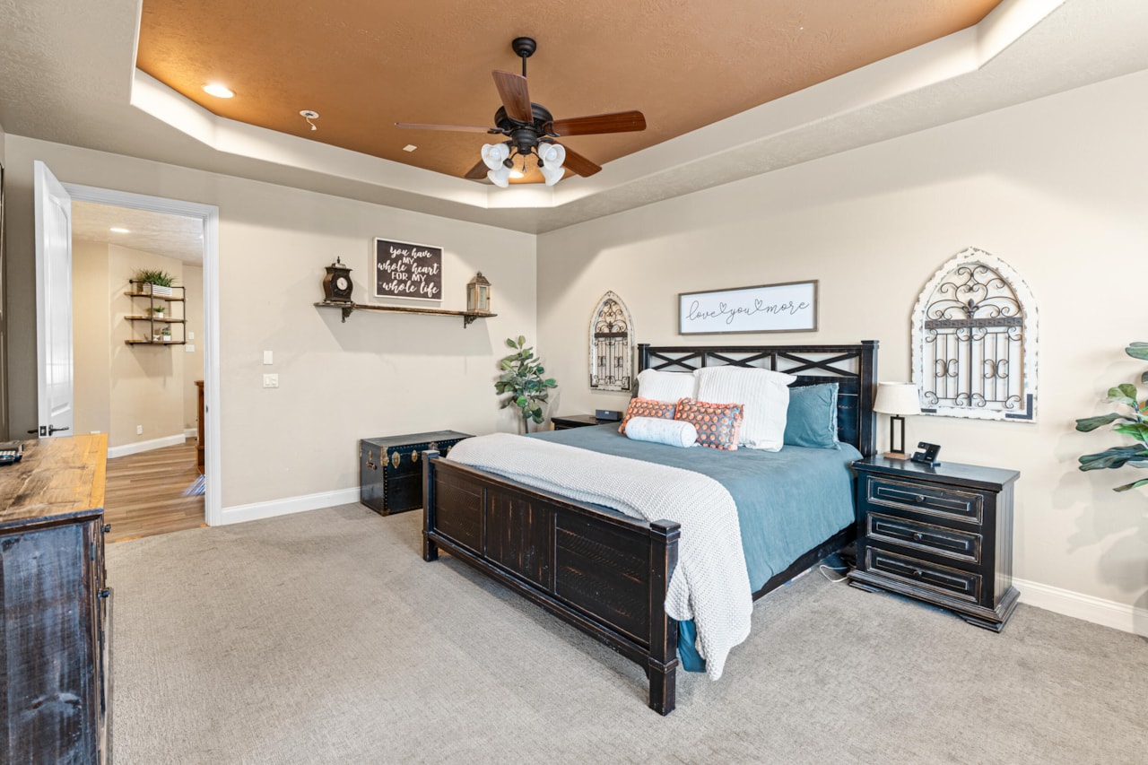 1839 E Boulder Springs CIR St George, UT 84790 home for sale, MLS#25-267724 - Erika Rogers Photo 17