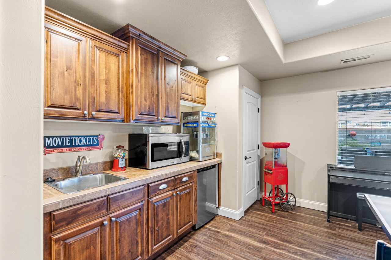 1839 E Boulder Springs CIR St George, UT 84790 home for sale, MLS#25-267724 - Erika Rogers Photo 23