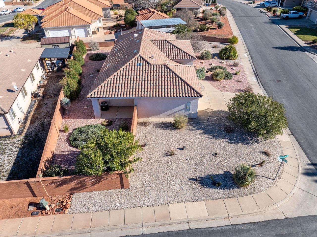 3580 Windmill DR Santa Clara, UT 84765 home for sale, MLS#25-267728 - Erika Rogers Photo 33