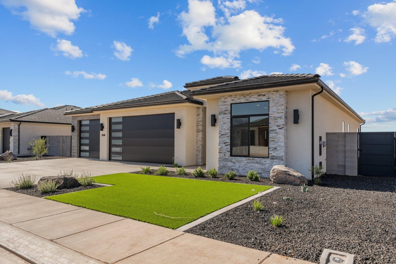 3365 Pharoah Way Way Santa Clara, UT 84765 home for sale, MLS#26-267728 - Erika Rogers Photo 4