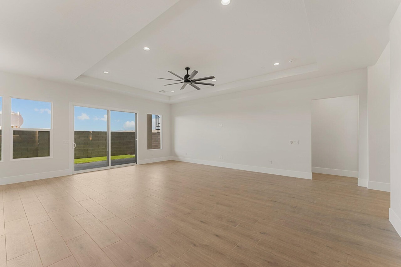 3365 Pharoah Way Way Santa Clara, UT 84765 home for sale, MLS#26-267728 - Erika Rogers Photo 14