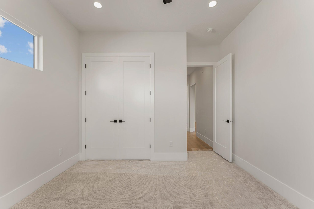 3365 Pharoah Way Way Santa Clara, UT 84765 home for sale, MLS#26-267728 - Erika Rogers Photo 19