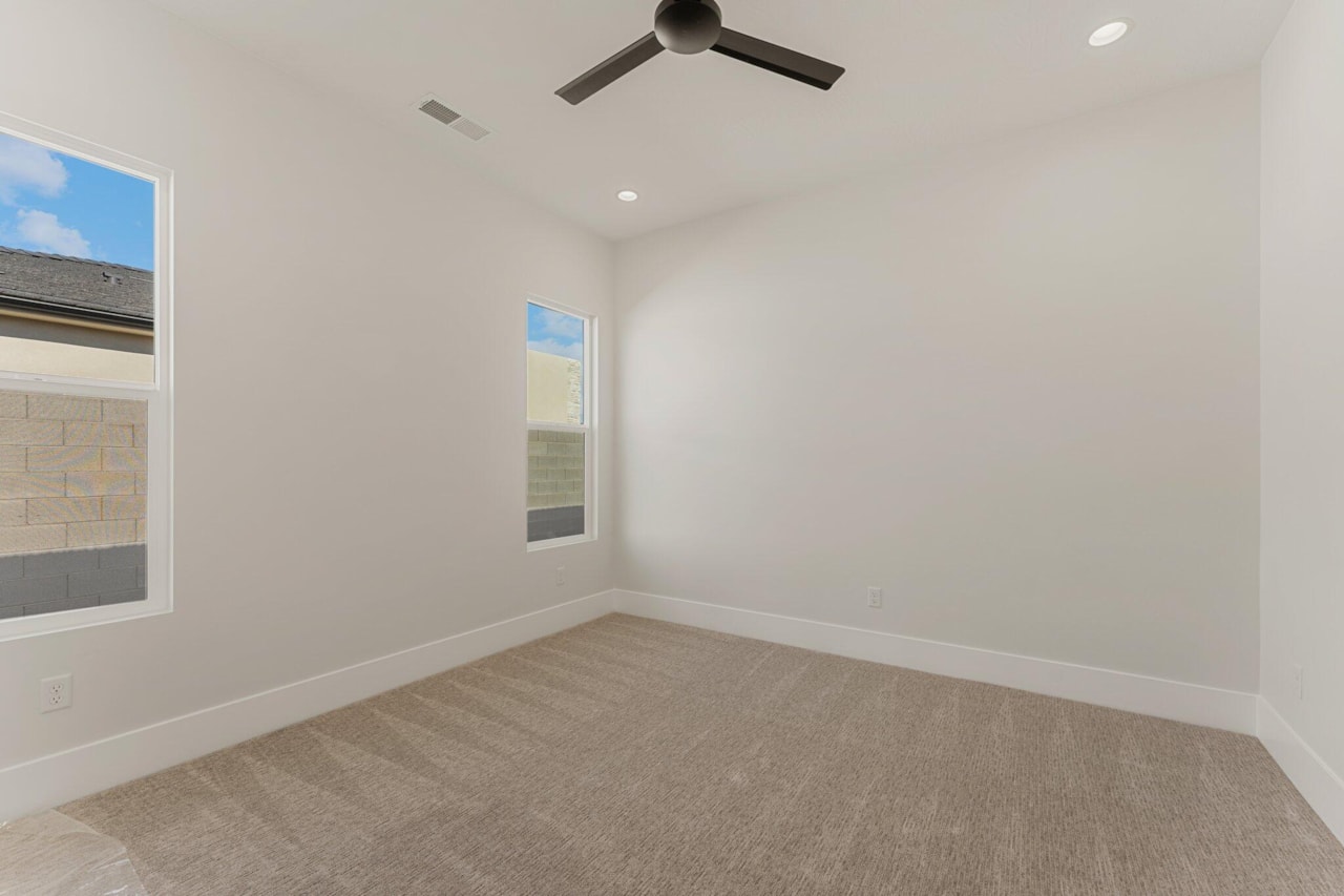 3365 Pharoah Way Way Santa Clara, UT 84765 home for sale, MLS#26-267728 - Erika Rogers Photo 22