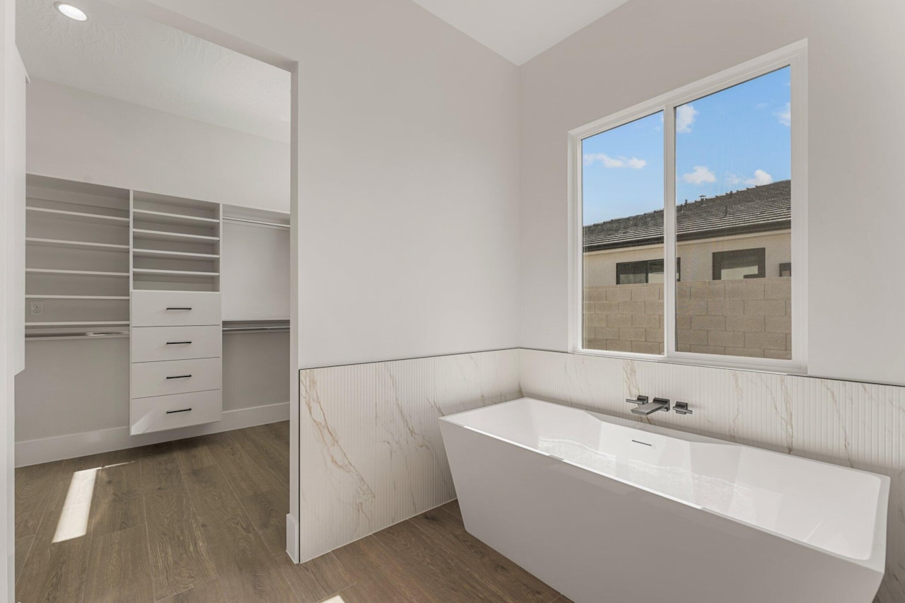 3365 Pharoah Way Way Santa Clara, UT 84765 home for sale, MLS#26-267728 - Erika Rogers Photo 35