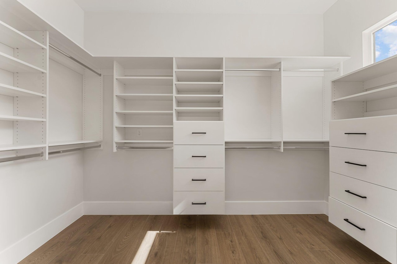 3365 Pharoah Way Way Santa Clara, UT 84765 home for sale, MLS#26-267728 - Erika Rogers Photo 36