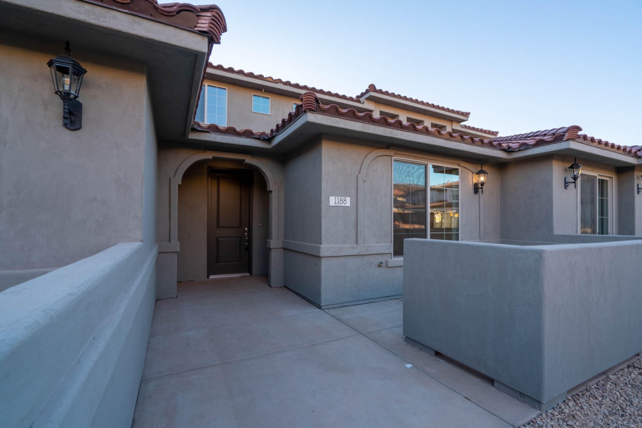 1188 N Dorado Alley Washington, UT 84780 home for sale, MLS#26-267763 - Erika Rogers Photo 2