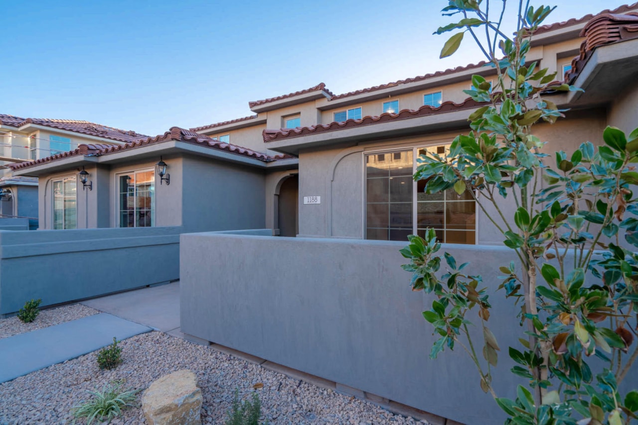 1188 N Dorado Alley Washington, UT 84780 home for sale, MLS#26-267763 - Erika Rogers Photo 3