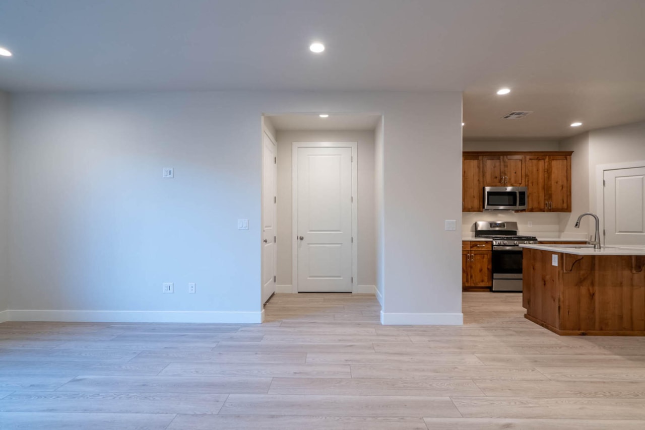 1188 N Dorado Alley Washington, UT 84780 home for sale, MLS#26-267763 - Erika Rogers Photo 11