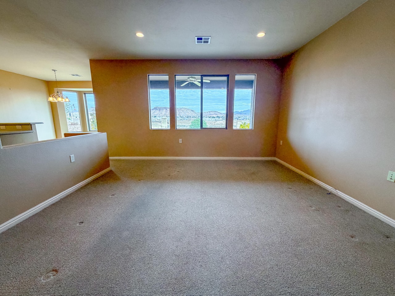 1334 W Ambassador DR St George, UT 84790 home for sale, MLS#26-267793 - Erika Rogers Photo 6