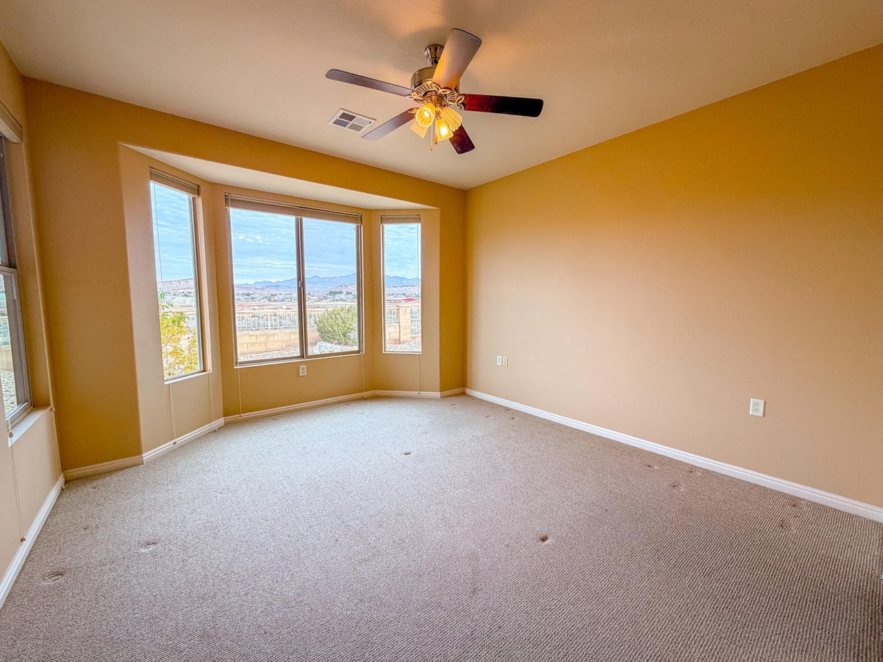 1334 W Ambassador DR St George, UT 84790 home for sale, MLS#26-267793 - Erika Rogers Photo 17