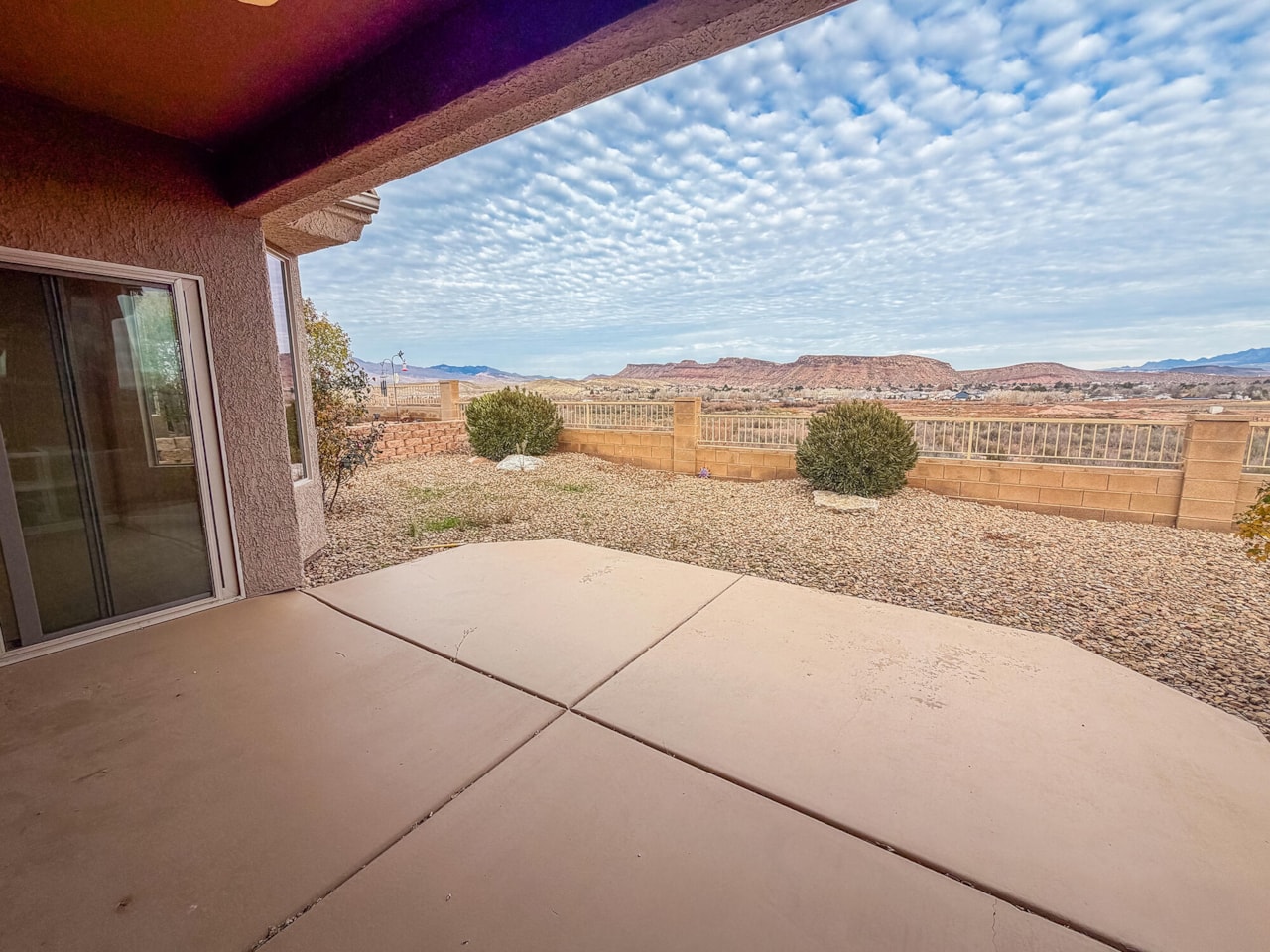 1334 W Ambassador DR St George, UT 84790 home for sale, MLS#26-267793 - Erika Rogers Photo 30