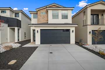 2319 E Kiabito LN #Lot 115 St George, UT 84790 home for sale, MLS#26-267815 - Erika Rogers Photo 2