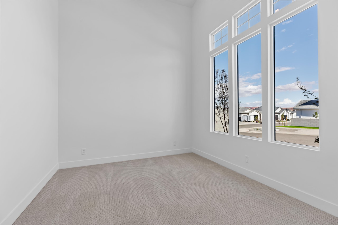 6246 S Bespin LN #Lot 326 St George, UT 84790 home for sale, MLS#26-267817 - Erika Rogers Photo 7