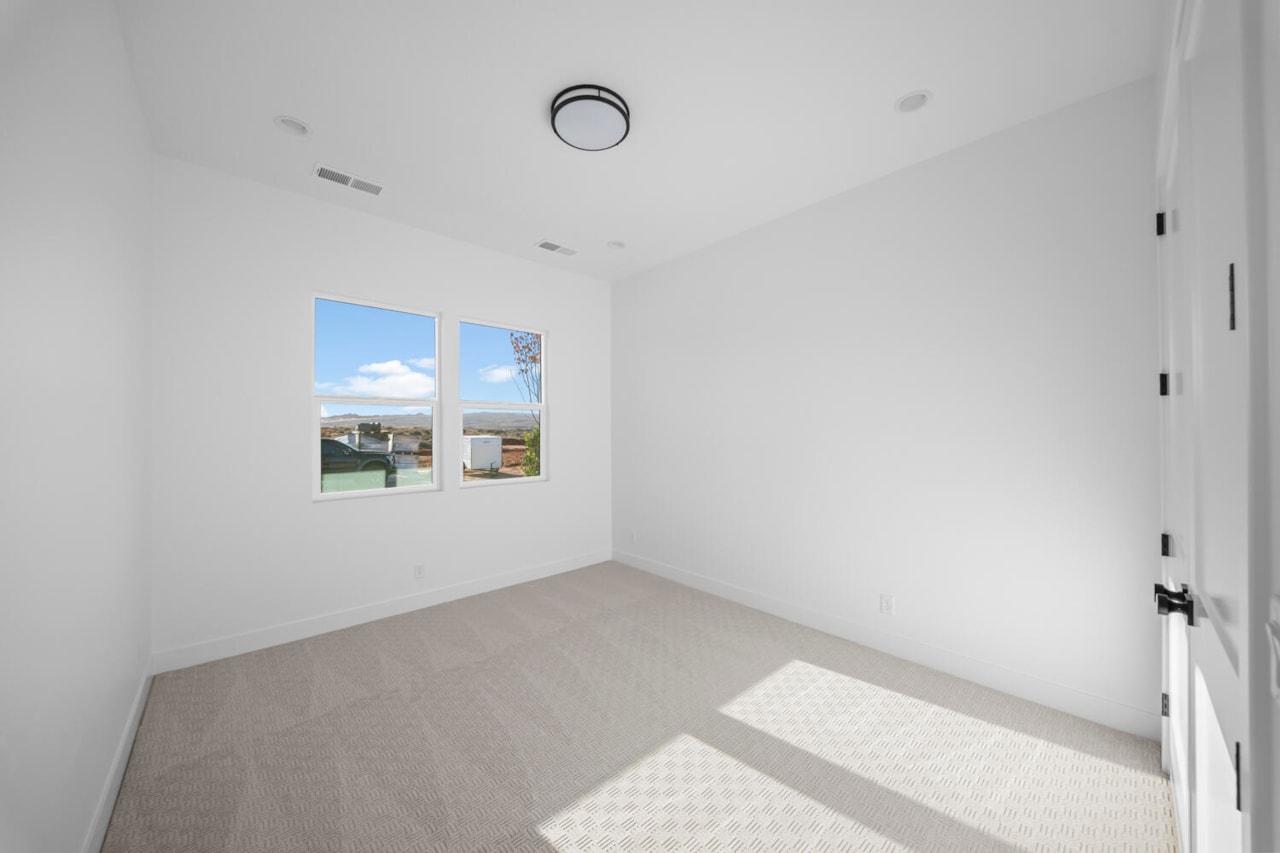 4874 W 2820  S #Lot 6 Hurricane, UT 84737 home for sale, MLS#26-267823 - Erika Rogers Photo 6